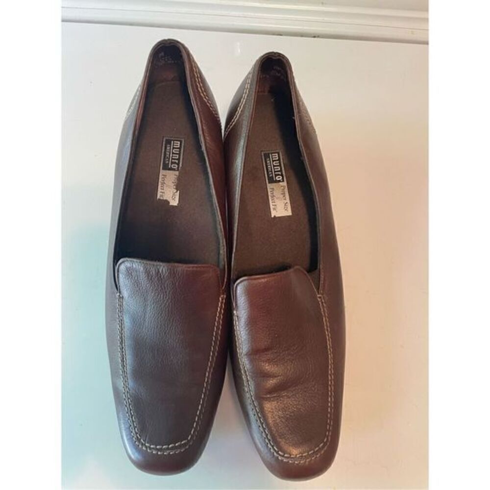 Munro Brown Shoes (SZ 8.5)